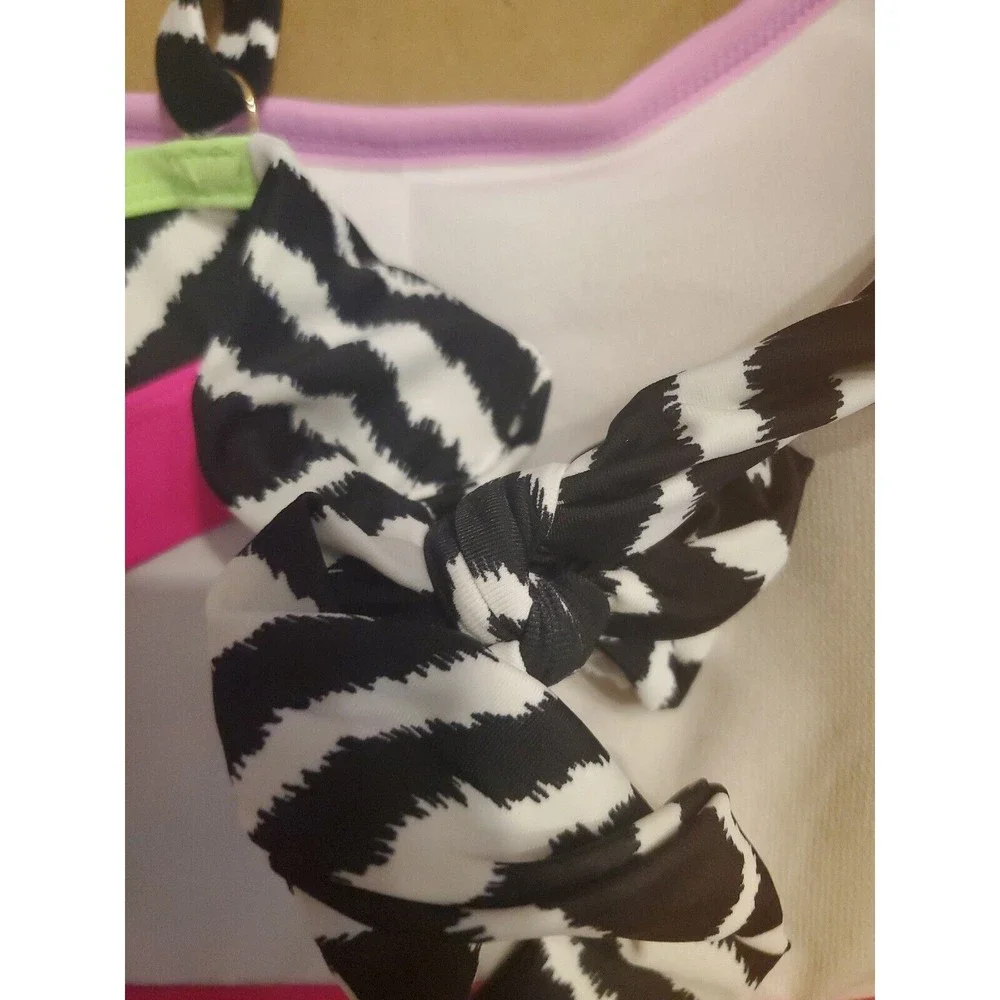 California Waves Plus Women's Bralette Size 22/24 Black White Animal Print Swim - Picture 7 of 12